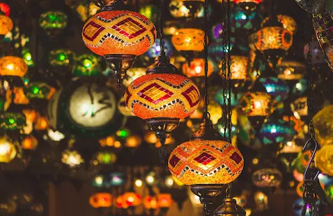 Traditional lanterns in an Istanbul market - part of the everyday culture TEFL teachers experience in Turkey